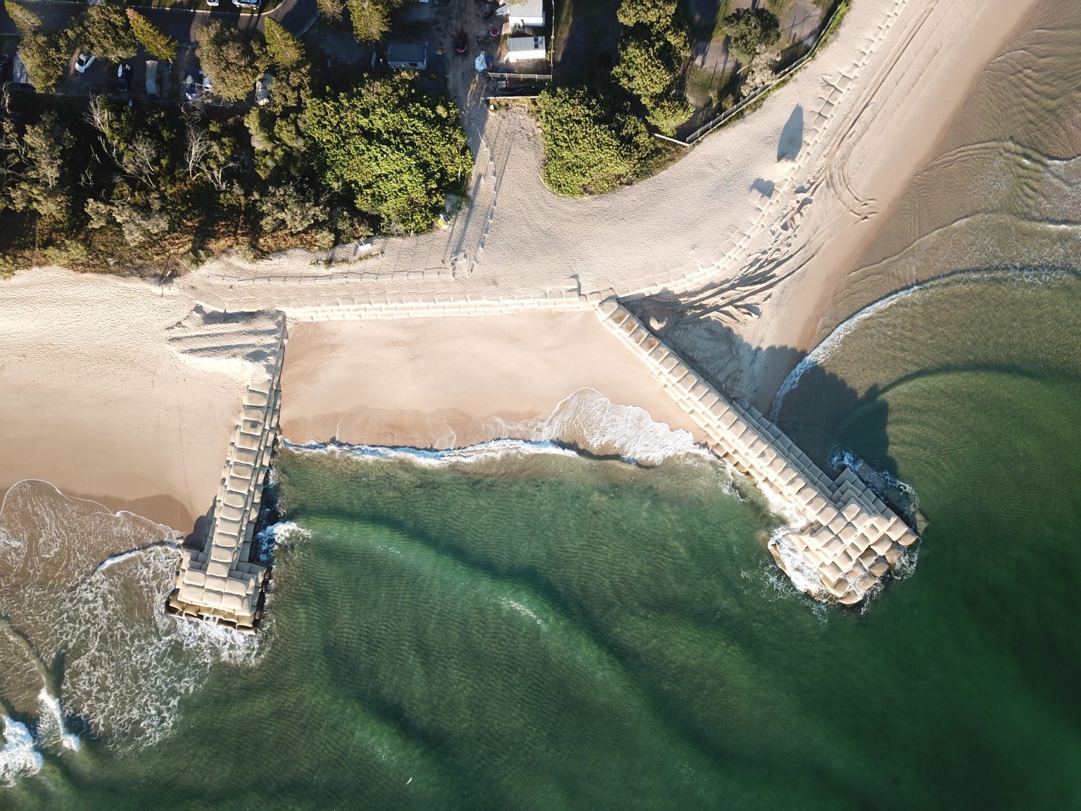 Design for the Maroochy River Groyne Field Renewal Project - JBP